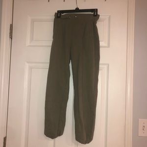 H&M olive green jogger sweat pants. Size 9-10.